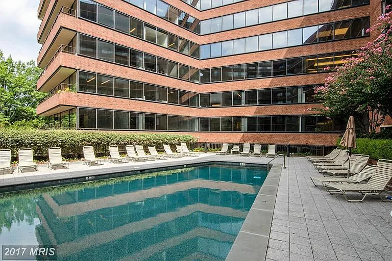 2555 Pennsylvania Ave NW — Photo 1