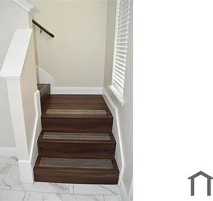 411 Paddock Ln — Photo 13