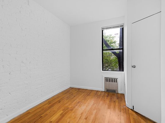4th image of 259 4th Ave APT 2R