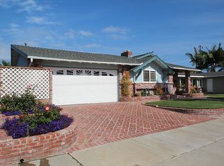3210 Dakota Avenue, Costa Mesa, CA 92626
