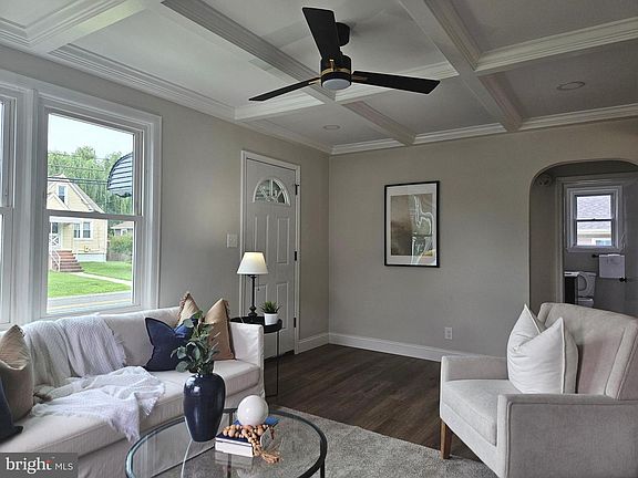 5th image of 2023 Middleborough Rd