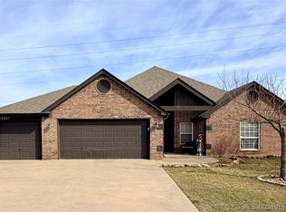 12801 N 44th East Ave, Skiatook, OK 74070