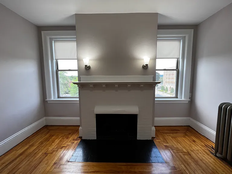 46 & 46A Elm Street — Photo 48