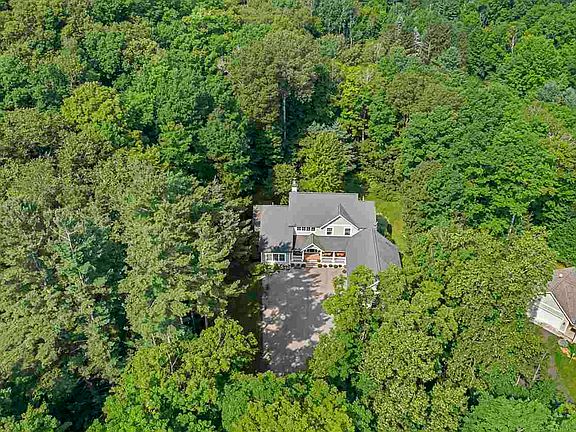 3rd image of 8445 Bear Cove Ln