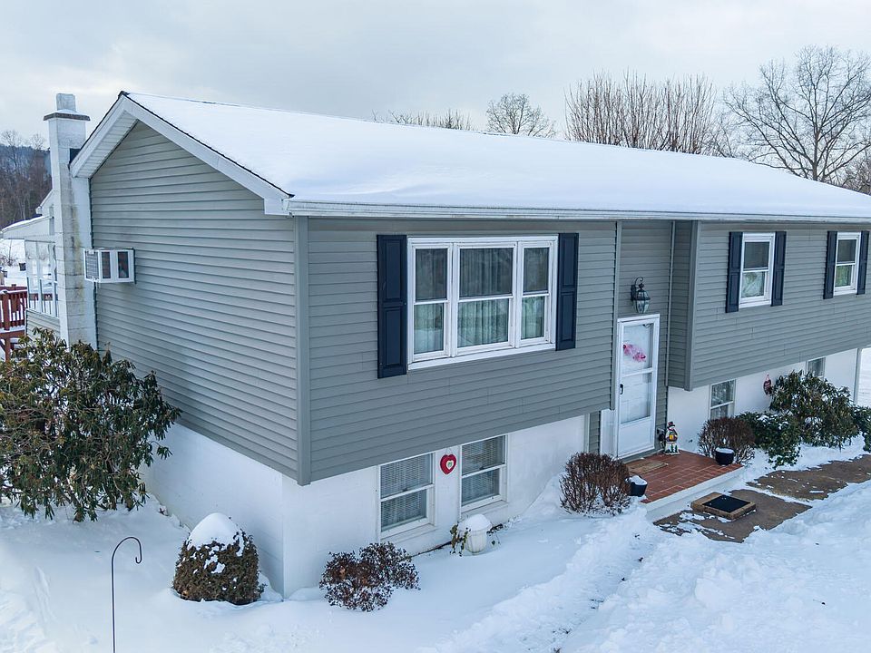 1st image of 67 Meadowbrook Rd