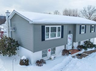 67 Meadowbrook Rd, Danville, PA 17821