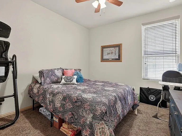1606 San Francisco Ave — Photo 31