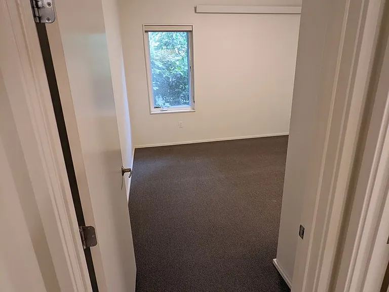 Viewpoint Terrace Apartments — Photo 135