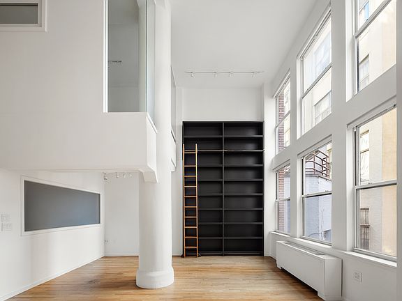 3rd image of 175 E Broadway APT 2C