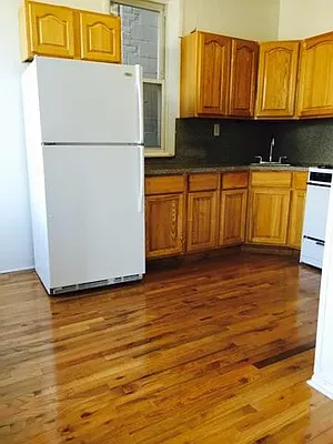Rented by Village City Real Estate LLC | media 29