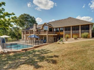 2750 W Bonita St, Springfield, MO 65803