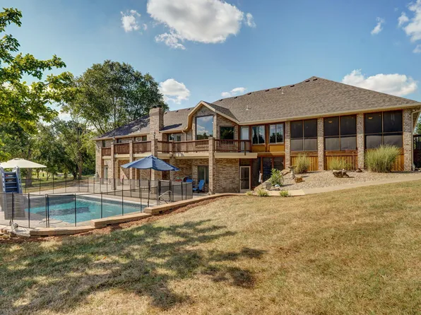 2750 W Bonita Street, Springfield, MO 65803