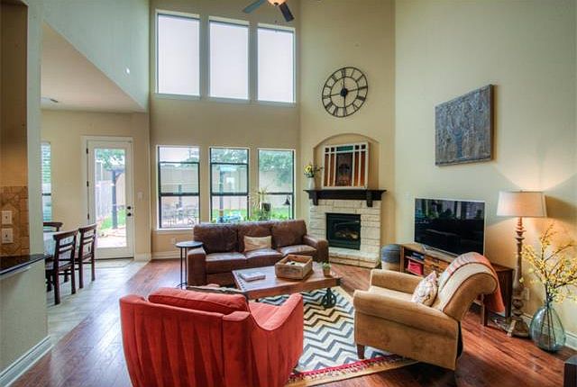 1st image of 205 E Adelanta Pl