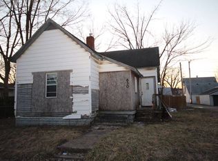 630 S 16th St, Elwood, IN 46036