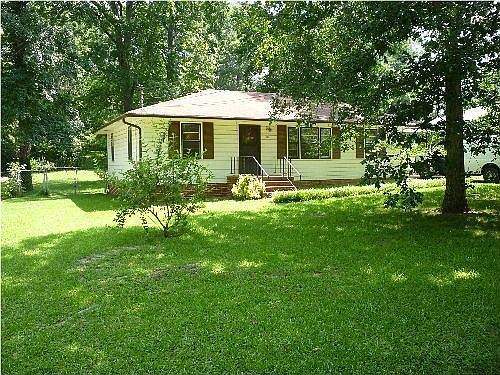 Nice yard!