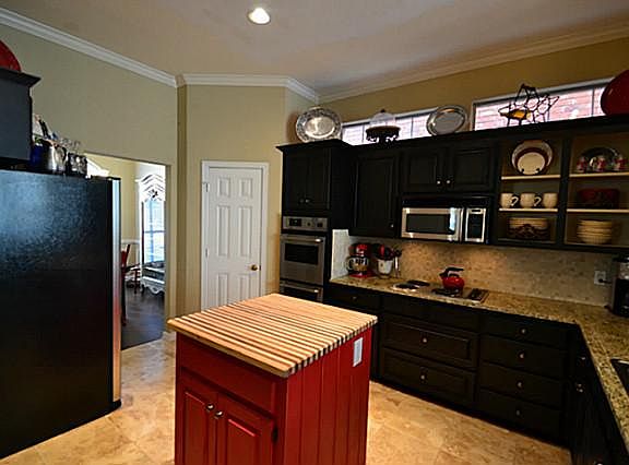 5th image of 3147 Bourbon Street Cir