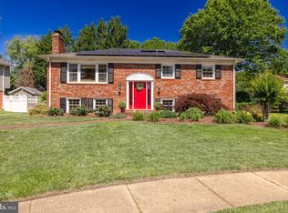 5704 Shropshire Ct, Alexandria, VA 22315