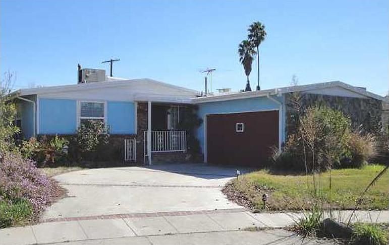 1st image of 6622 Longridge Ave