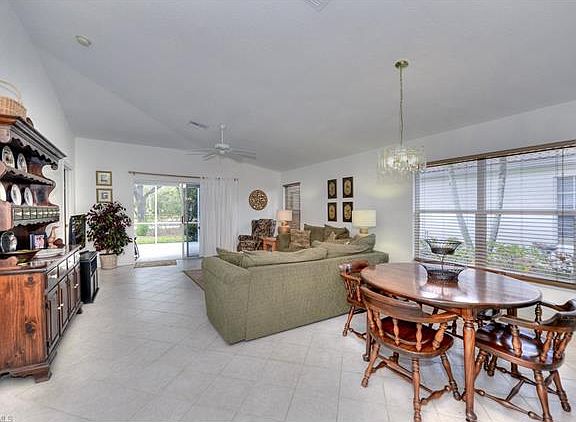 2nd image of 2200 Rio Nuevo Dr