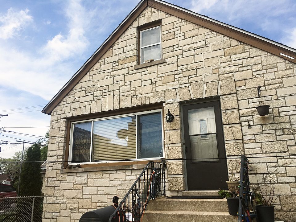 1st image of 6546 W Montrose Ave