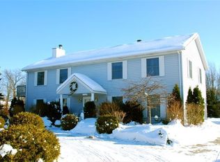 11627 Rebecca Ln, Whitmore lake, MI 48189