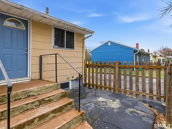 4th image of 140 Cottage Grove Road