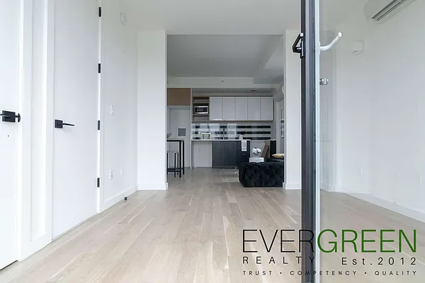 Rented by Pinn Realty | media 6