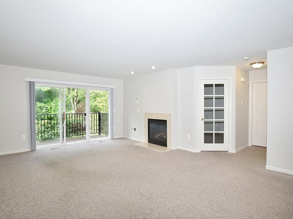 1st image of 751 Paint Creek Dr #1