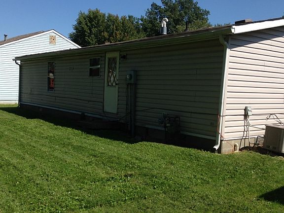 5th image of 3820 Ireland Dr