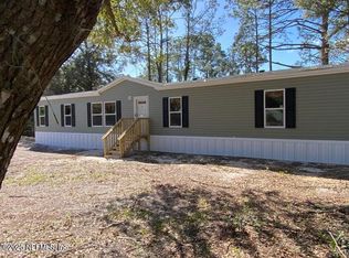 125 Reaves Ave, Interlachen, FL 32148