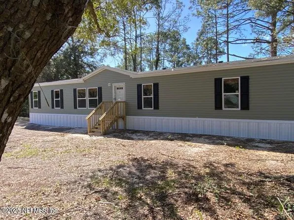 125 REAVES Avenue, Interlachen, FL 32148