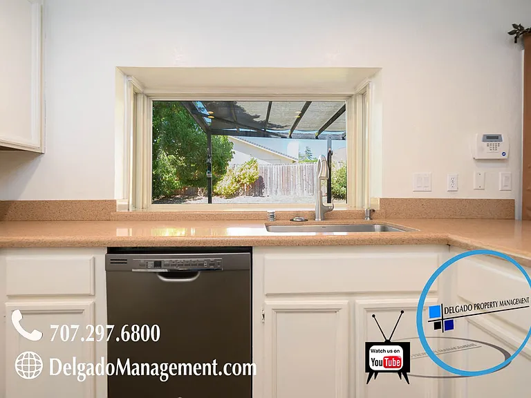 332 Robles Way — Photo 8