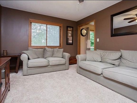 Formal Living Room(upper level)