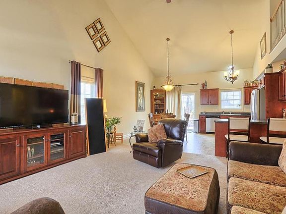 5th image of 4264 Green Park Dr