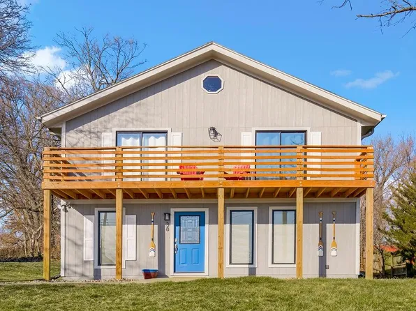 38 I St, Lees Summit, MO 64086