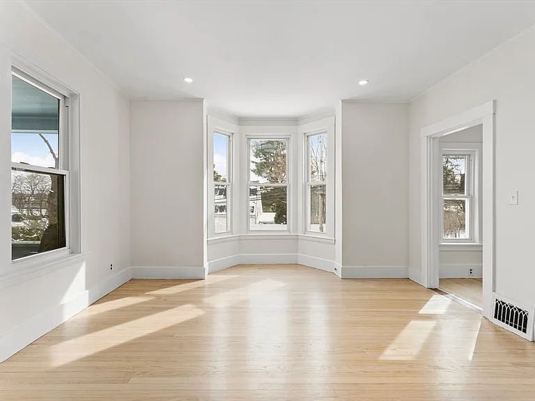 107 Water St #107 — Photo 2