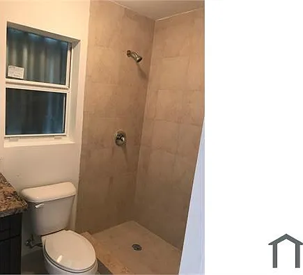17633 SW 104th Ave — Photo 3