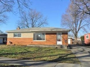 32511 Eiffel Ave, Warren, MI 48088