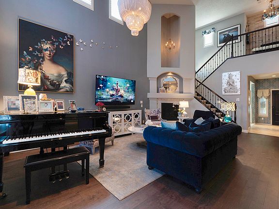 4th image of 438 Palo Alto Dr NE