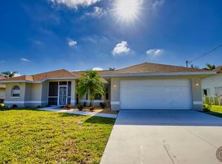 118 Broadmoor Ln, Rotonda West, FL 33947