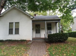 214 N Garrison Ave, Carthage, MO 64836