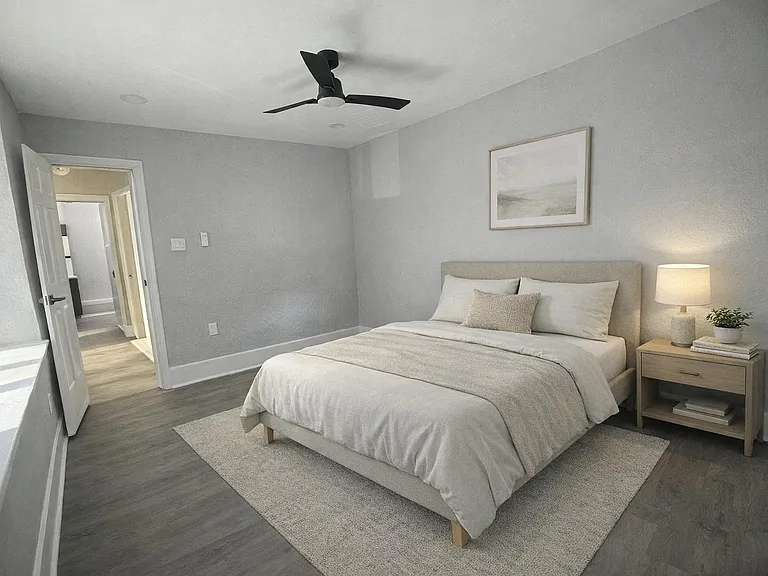 216 W Walnut Ln #1B — Photo 3