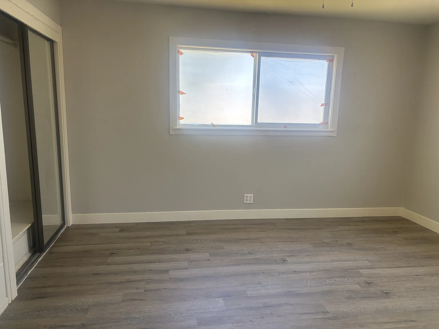 1434 W.Orangeburg- - - — Photo 2