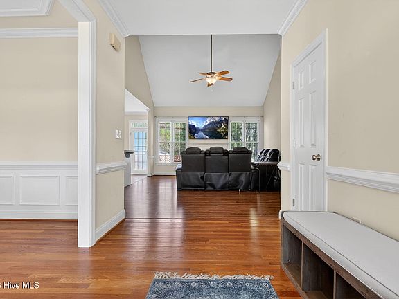 5th image of 2600 Fisher Court N
