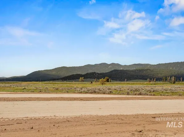 L5 B Lazy River St #2, Cascade, ID 83611