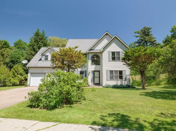 72 Morrill Drive, Burlington, VT 05408