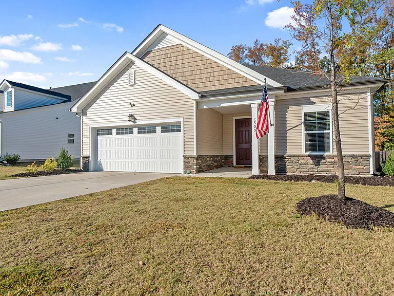 2509 Heathland Farm Dr — Photo 2