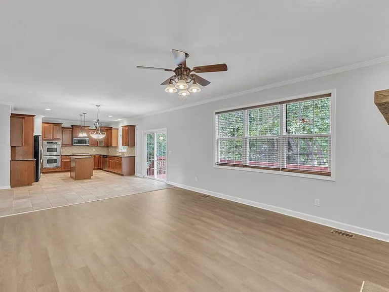 9301 Perini Ct — Photo 41