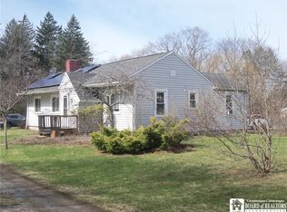 330 Chestnut St, Fredonia, NY
