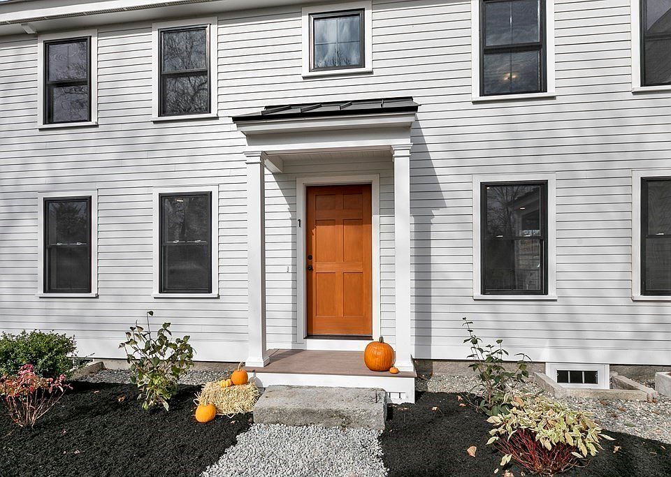 128 Main St Westford, MA Zillow